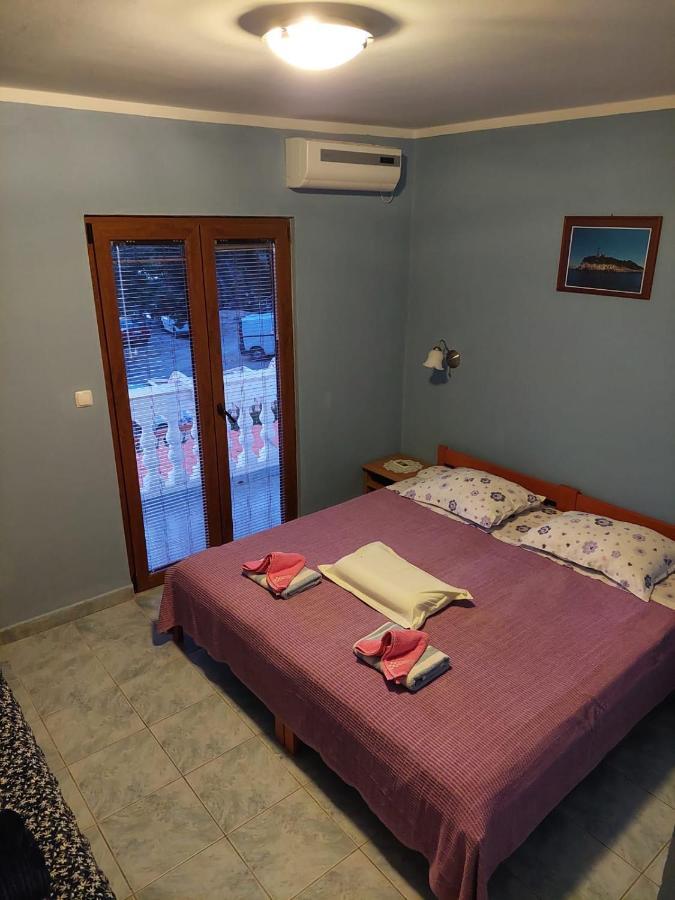 Guest House Bocac Sali Exterior photo