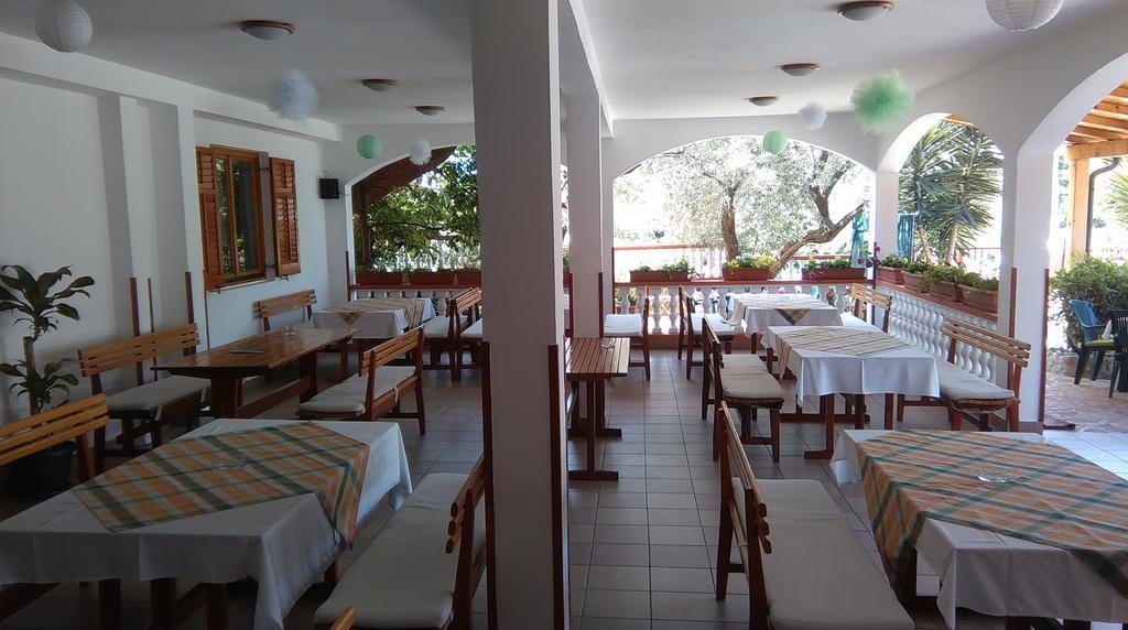 Guest House Bocac Sali Exterior photo